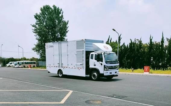 12噸氫燃料汽車即將運營，東風科技跨越式發展結出碩果.jpg